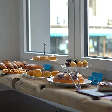 Vienna Hotel 3*